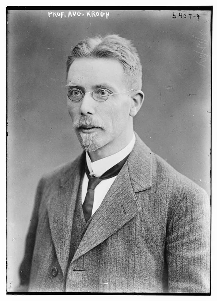 August Krogh, Nobel mukofoti sovrindori. U rafiqasi Marie bilan birga Daniyaga insulin olib kelgan.
