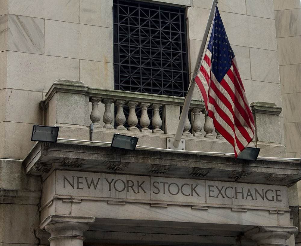 Nyu-York fond birjasi (NYSE). Vertiv bu yerda 2020-yil fevralida, pandemiyadan bir oy oldin savdoga chiqdi.